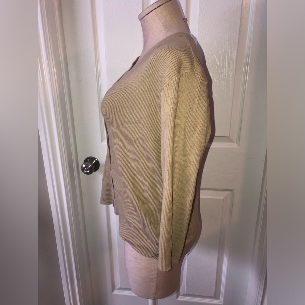 Ralph Lauren Tan Ribbed Button-Up Cardigan size Large - Picture 2 of 5